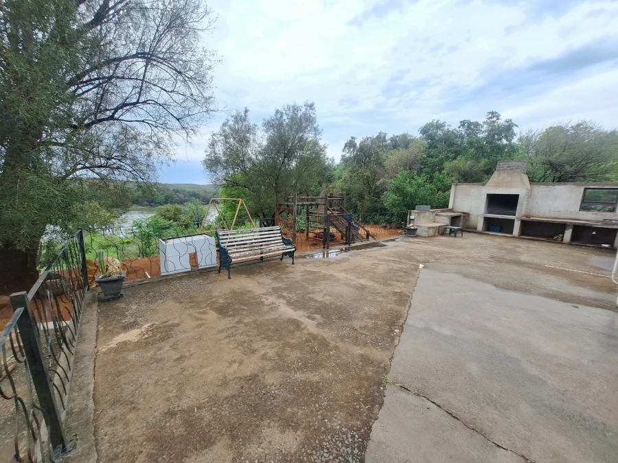 3 Bedroom Property for Sale in Barkly West Northern Cape
